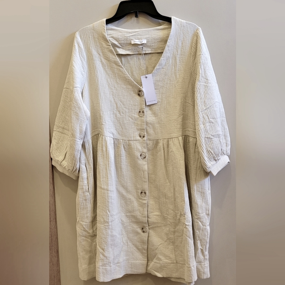 Neuflora Dress